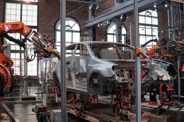 Microsoft Azure Enhances Logistics and Order Control of a Leading Car Manufacturer