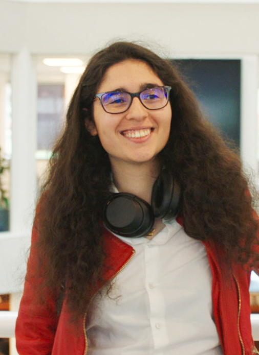 Nesrine, Software engineer, shares experience at Devoteam: projects, skills and reasons for joining