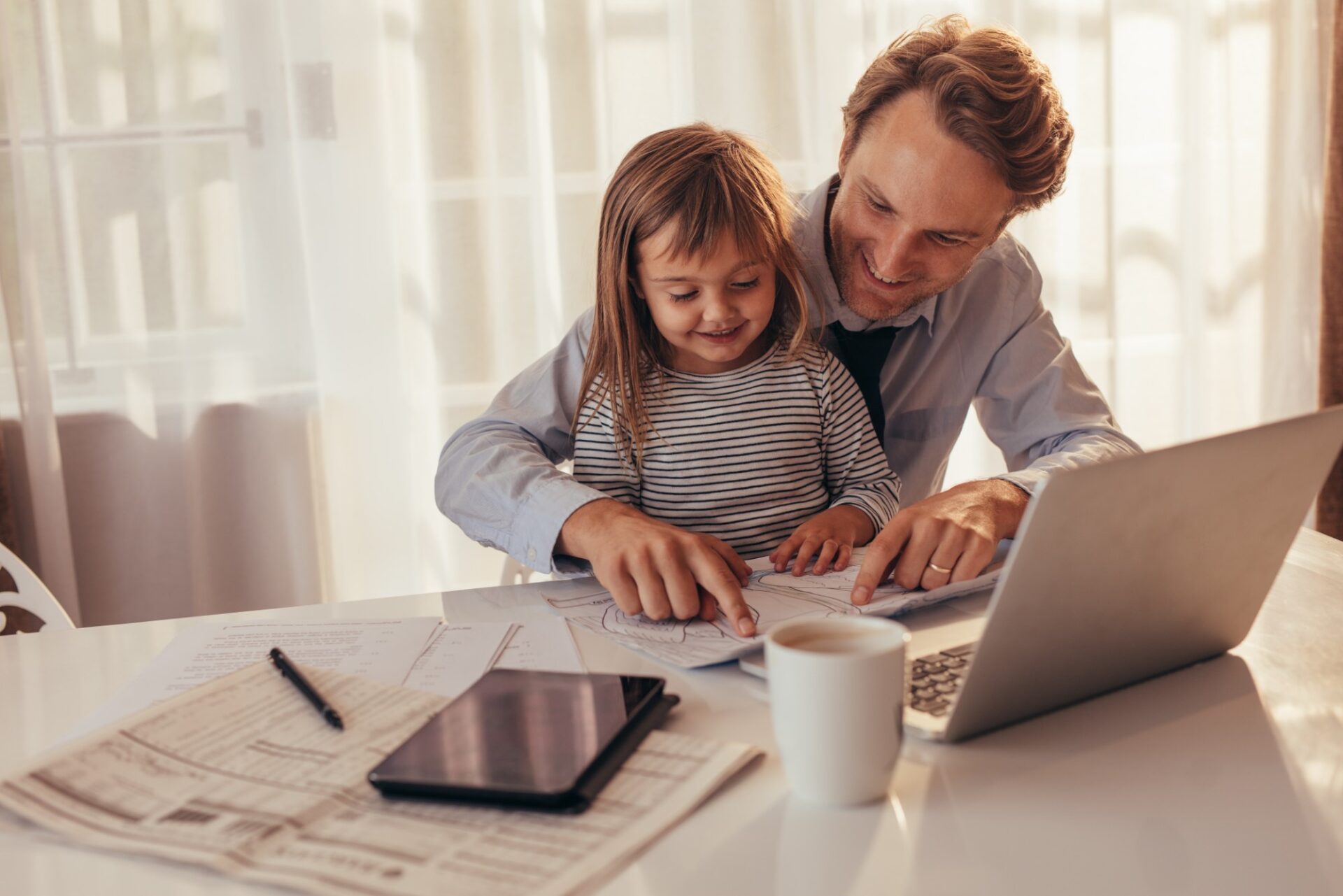 How to be a Supportive Manager for Employees Who are WFH with Kids